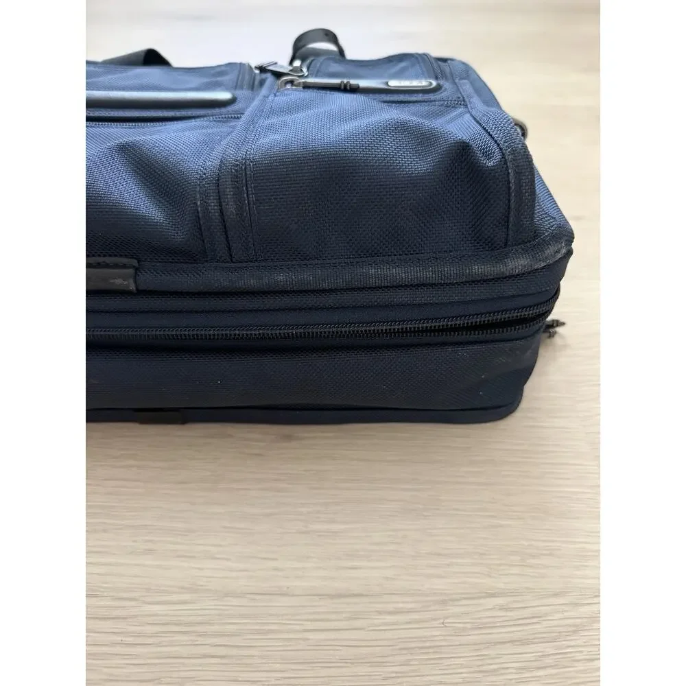 Tumi Alpha 26141 Gen 4 Expandable Organizer Briefcase Navy Blue Nylon w/ Strap